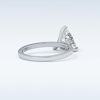 Stunning 2.7 CT Solitaire Engagement Ring Featuring Trillion Curved Moissanite