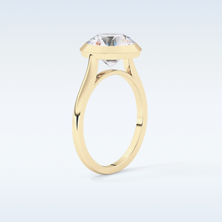 Beautiful 2.85 CT Solitaire Engagement Ring Featuring Round Moissanite