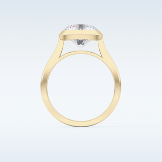 Beautiful 2.85 CT Solitaire Engagement Ring Featuring Round Moissanite