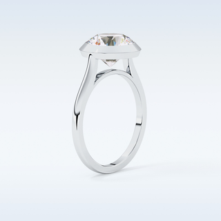 Beautiful 2.85 CT Solitaire Engagement Ring Featuring Round Moissanite