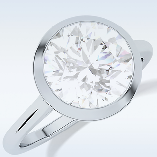 Beautiful 2.85 CT Solitaire Engagement Ring Featuring Round Moissanite