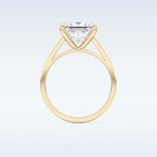 Stunning 2.55 CT Solitaire Engagement Ring Featuring Princess Moissanite