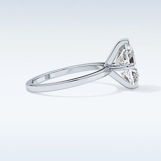 Stunning 3.45 CT Solitaire Engagement Ring Featuring Radiant Moissanite