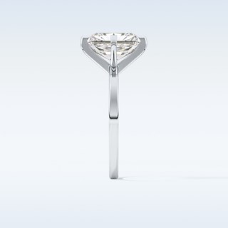 Stunning 3.45 CT Solitaire Engagement Ring Featuring Radiant Moissanite