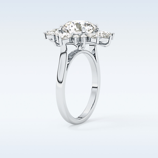 Elegant 2.71 CT Cluster Engagement Ring Featuring Round Moissanite