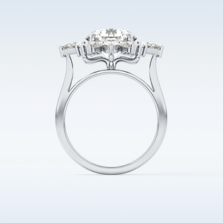 Elegant 2.71 CT Cluster Engagement Ring Featuring Round Moissanite