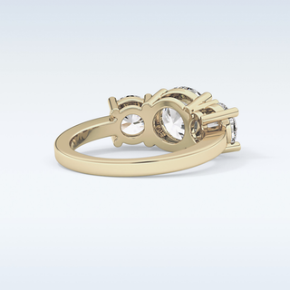Elegant 1.82 CT Three Stones Engagement Ring Featuring Round Moissanite
