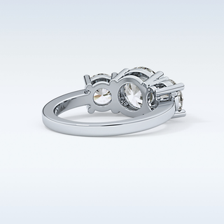 Elegant 1.82 CT Three Stones Engagement Ring Featuring Round Moissanite