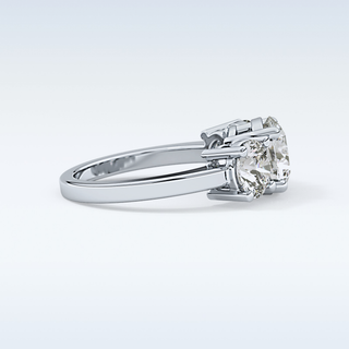 Elegant 1.82 CT Three Stones Engagement Ring Featuring Round Moissanite
