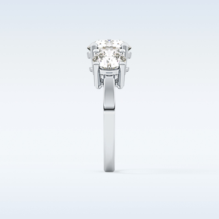 Elegant 1.82 CT Three Stones Engagement Ring Featuring Round Moissanite