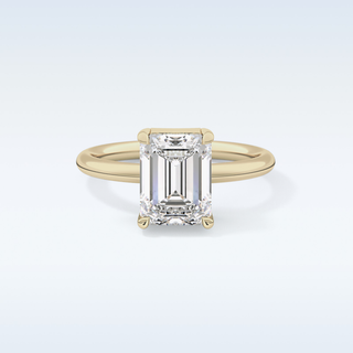 Beautiful 2.76 CT Solitaire Engagement Ring Featuring Emerald Moissanite