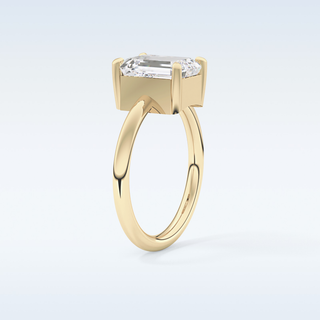 Beautiful 2.76 CT Solitaire Engagement Ring Featuring Emerald Moissanite