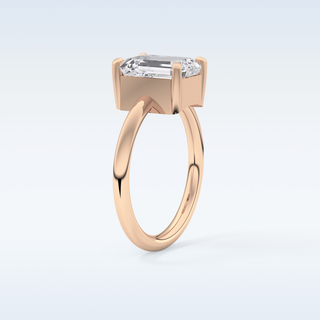 Beautiful 2.76 CT Solitaire Engagement Ring Featuring Emerald Moissanite