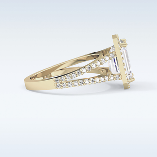 3.1 CT Halo & Split Shank Engagement Ring Featuring Emerald Moissanite