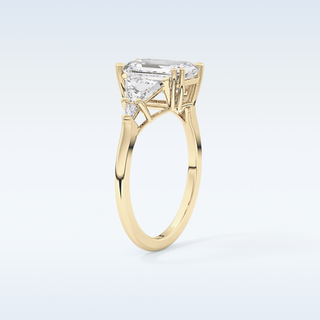 Elegant 1.9 CT Cluster Engagement Ring Featuring Emerald Moissanite