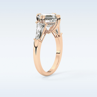 Elegant 2.82 CT Three Stones Engagement Ring Featuring Emerald Moissanite