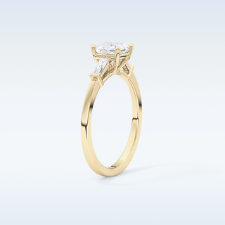 Elegant 0.78 CT Three Stones Engagement Ring Featuring Princess Moissanite