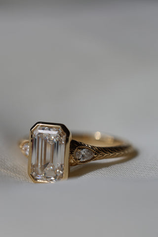 Round Swirl Semi Pave Engagement Ring – 1 CT Moissanite Diamond