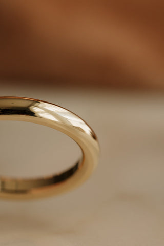 0.13 TCW Round Twisted Moissanite Wedding Band