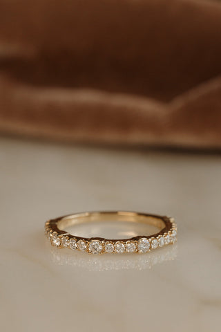 0.13 TCW Round Twisted Moissanite Wedding Band