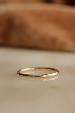 0.13 TCW Round Twisted Moissanite Wedding Band