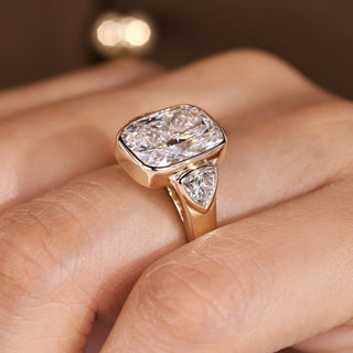 Cushion Hidden Halo Lab Grown Diamond Engagement Ringg