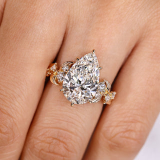 Cushion Hidden Halo Lab Grown Diamond Engagement Ringg
