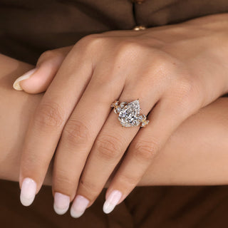Cushion Hidden Halo Lab Grown Diamond Engagement Ringg