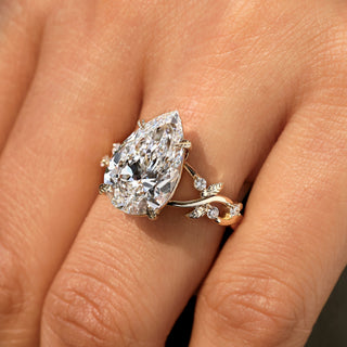 Cushion Hidden Halo Lab Grown Diamond Engagement Ring