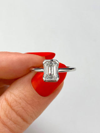Oval Solitaire With Raised Basket Gallery Lab Grown Diamond Engagement Ring