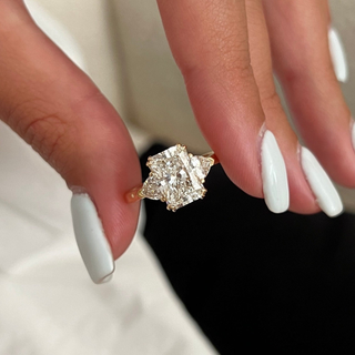 Round Halo, Pave & Split Shank Engagement Ring – 1.93 CT Lab Grown Diamond
