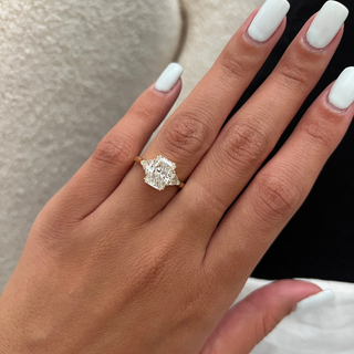 Round Halo, Pave & Split Shank Engagement Ring – 1.93 CT Lab Grown Diamond