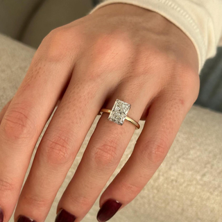 Round Halo, Pave & Split Shank Engagement Ring – 1.93 CT Lab Grown Diamond