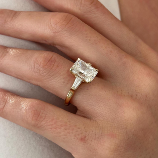 Round Halo, Pave & Split Shank Engagement Ring – 1.93 CT Lab Grown Diamond