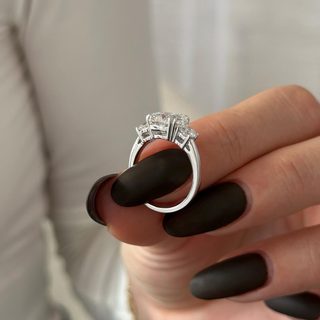 Round Halo, Pave & Split Shank Engagement Ring – 1.93 CT Lab Grown Diamond