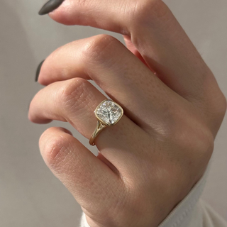 Round Halo, Pave & Split Shank Engagement Ring – 1.93 CT Lab Grown Diamond