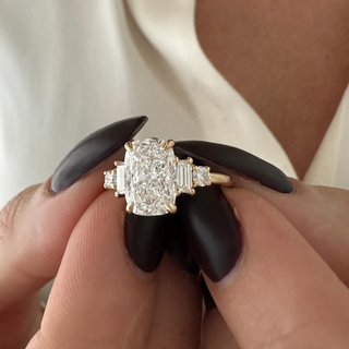 Round Halo, Pave & Split Shank Engagement Ring – 1.93 CT Lab Grown Diamond