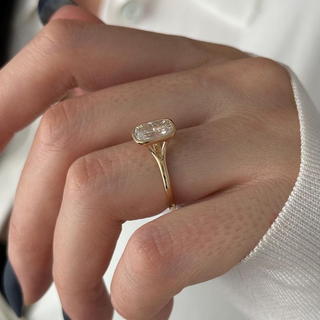 Round Halo, Pave & Split Shank Engagement Ring – 1.93 CT Lab Grown Diamond