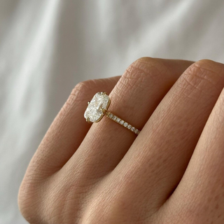 Round Halo, Pave & Split Shank Engagement Ring – 1.93 CT Lab Grown Diamond