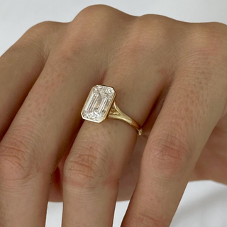 Round Halo, Pave & Split Shank Engagement Ring – 1.93 CT Lab Grown Diamond