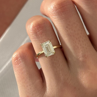 Round Halo, Pave & Split Shank Engagement Ring – 1.93 CT Lab Grown Diamond