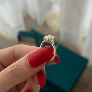 Round Halo, Pave & Split Shank Engagement Ring – 1.93 CT Lab Grown Diamond