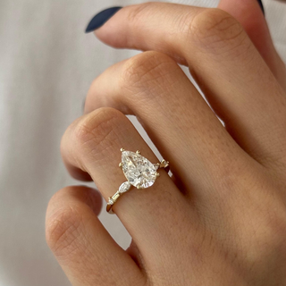Round Halo, Pave & Split Shank Engagement Ring – 1.93 CT Lab Grown Diamond