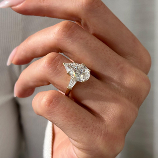 Round Halo, Pave & Split Shank Engagement Ring – 1.93 CT Lab Grown Diamond