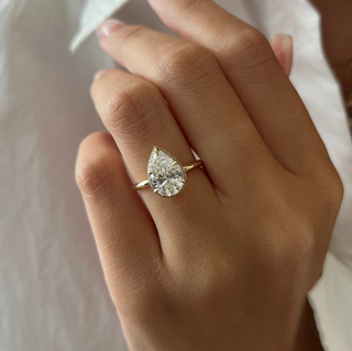 Round Halo, Pave & Split Shank Engagement Ring – 1.93 CT Lab Grown Diamond
