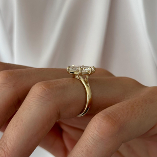 Round Halo, Pave & Split Shank Engagement Ring – 1.93 CT Lab Grown Diamond