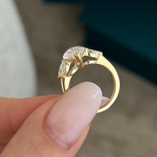 Round Halo, Pave & Split Shank Engagement Ring – 1.93 CT Lab Grown Diamond