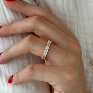 0.13 TCW Round Twisted DEF/VVS Lab Grown Diamond Wedding Band