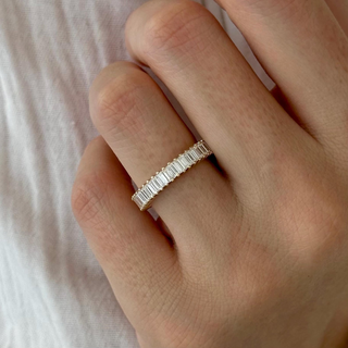 0.13 TCW Round Twisted DEF/VVS Lab Grown Diamond Wedding Band