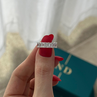 0.13 TCW Round Twisted DEF/VVS Lab Grown Diamond Wedding Band